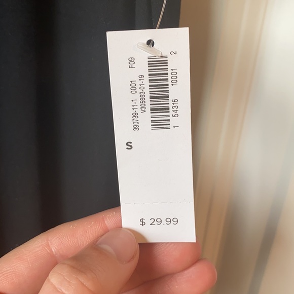 Brand new old navy dress - Picture 2 of 3